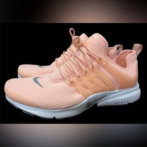Women’s Nike Air Presto athletic Running Shoes in storm Pink nwot